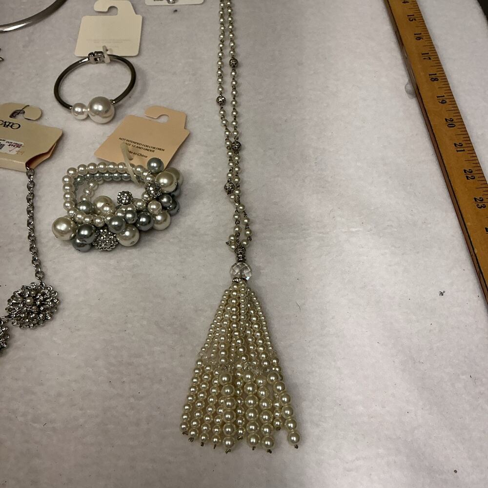 Silver, Pearls And Clear Stone Jewelry Lot 10 Pieces NWT. 3409 - Picture 8 of 8